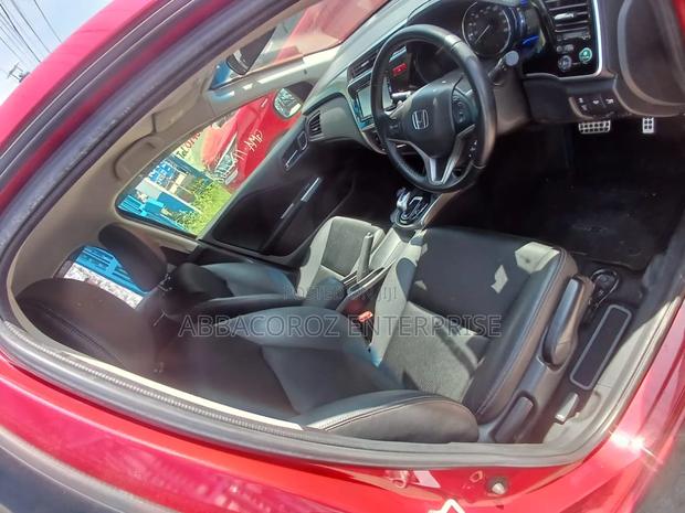 Honda Grace 1.5 Hybrid FWD 2016 - Red: Stylish, Fuel-Efficient Honda Sedan