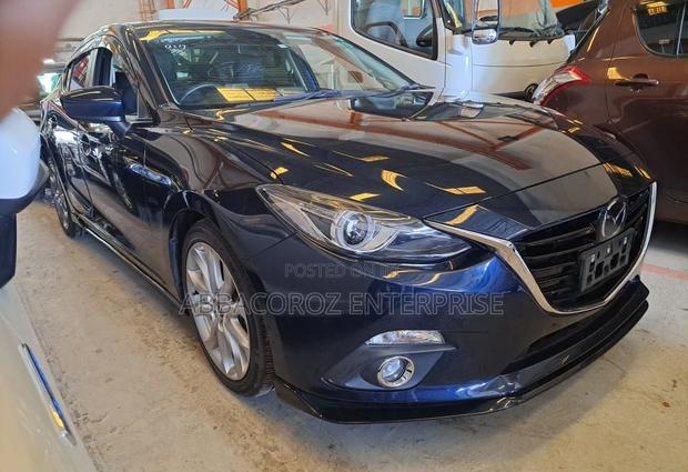 Stunning 2016 Mazda Axela in Blue - Perfect for Your Drive