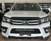 Pre-owned 2017 Toyota Hilux Ivory: Perfect for Your Needs for sale