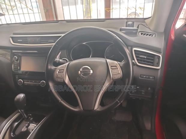 Nissan 2017 X-Trail 2.0 Petrol AWD - Red Color
