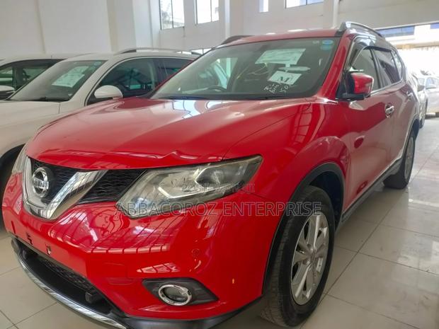 Nissan 2017 X-Trail 2.0 Petrol AWD - Red Color