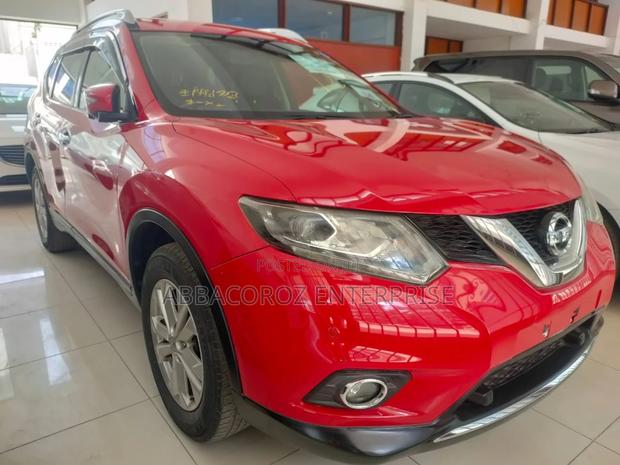 Nissan 2017 X-Trail 2.0 Petrol AWD - Red Color
