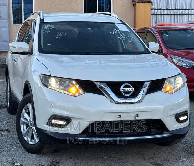 Nissan X-Trail 2016 - White SUV - Used Car Advert