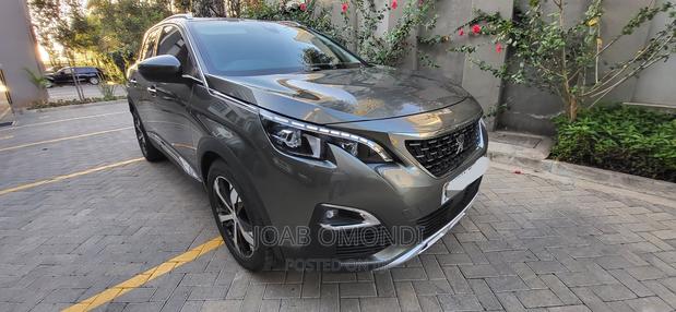 2019 Peugeot 3008 - Gray Hue: Modern and Spacious SUV