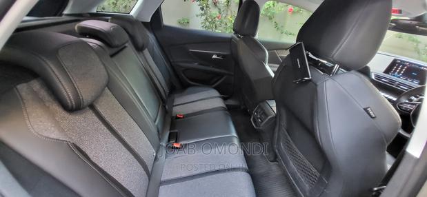 2019 Peugeot 3008 - Gray Hue: Modern and Spacious SUV