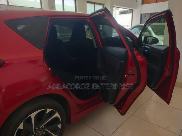 Burgundy 2017 Toyota Auris - Affordable Family Sedan