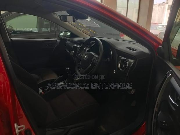 Burgundy 2017 Toyota Auris - Affordable Family Sedan