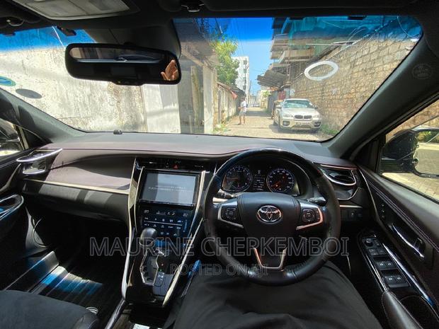 2017 Black Edition Toyota Harrier 2.0 Turbo