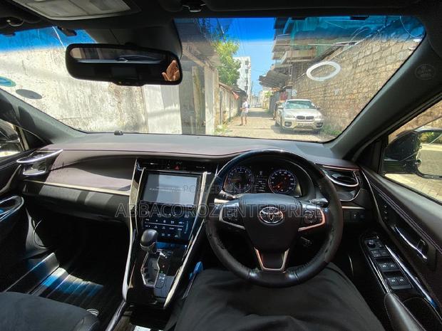 2017 Black Edition Toyota Harrier 2.0 Turbo