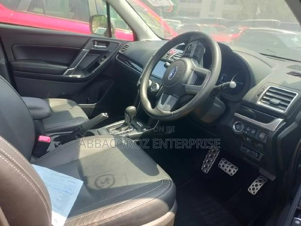 Gray 2016 Subaru Forester 2.5i Premium AWD: Quality SUV for a Great Price