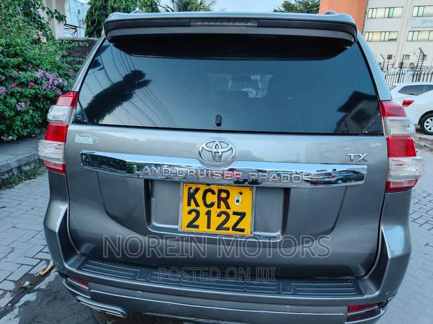 2012 Toyota Land Cruiser Prado Brown - Pre-owned SUV for Sale