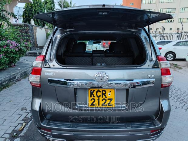 2012 Toyota Land Cruiser Prado Brown - Pre-owned SUV for Sale