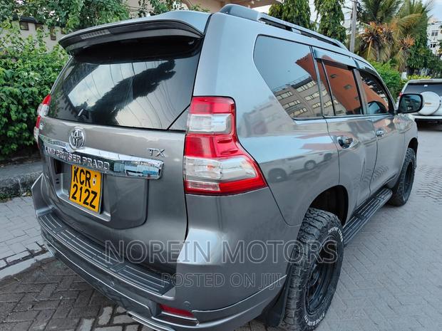2012 Toyota Land Cruiser Prado Brown - Pre-owned SUV for Sale