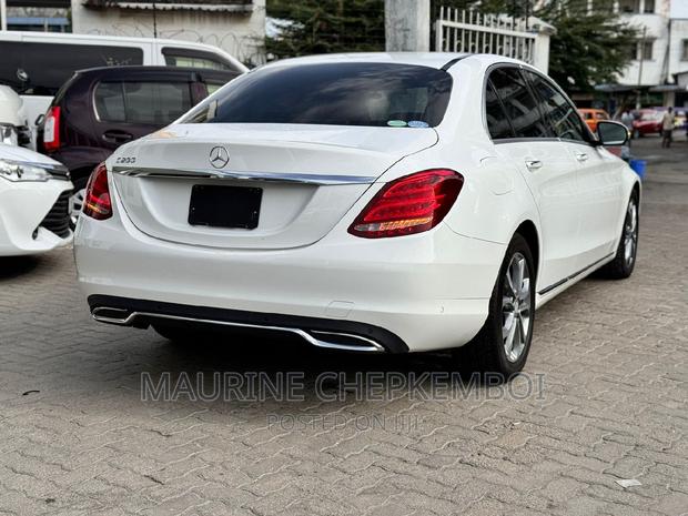 2016 Mercedes-Benz C200 Off-White - Impeccable Condition