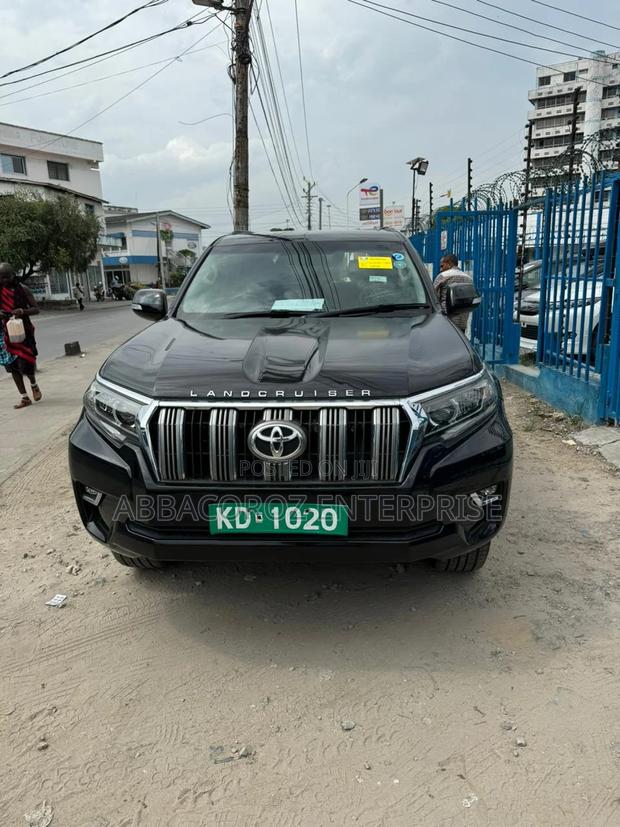 Used 2016 Toyota Land Cruiser Prado 3.0 D-4D (190 HP) - Matt Black Edition