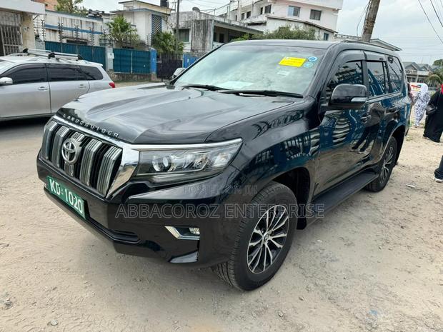 Used 2016 Toyota Land Cruiser Prado 3.0 D-4D (190 HP) - Matt Black Edition