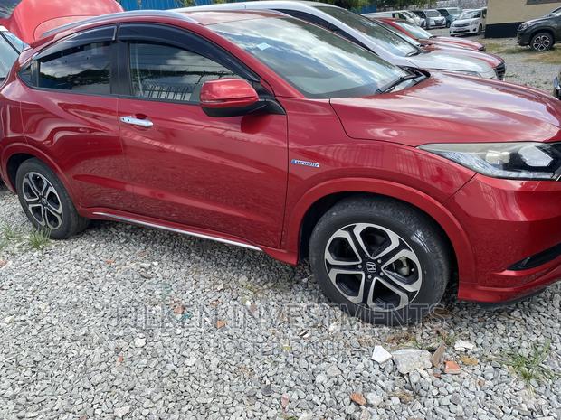 2017 Honda Vezel 1.5 Hybrid 2WD - Gently Used Burgundy