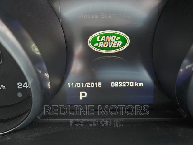 Gray Land Rover Discovery Sport 2017 - Pre-Owned SUV
