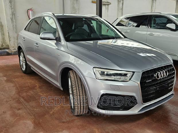 Sleek 2016 Audi Q3 Silver - Premium Compact SUV