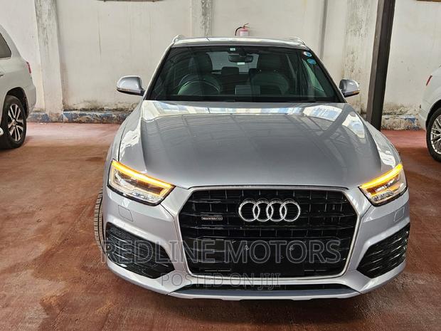 Sleek 2016 Audi Q3 Silver - Premium Compact SUV