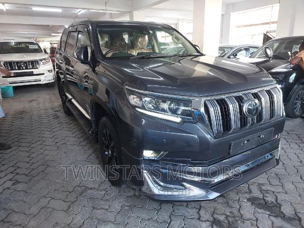 2018 Gray Toyota Land Cruiser Prado 2.8 - Top-Quality Used