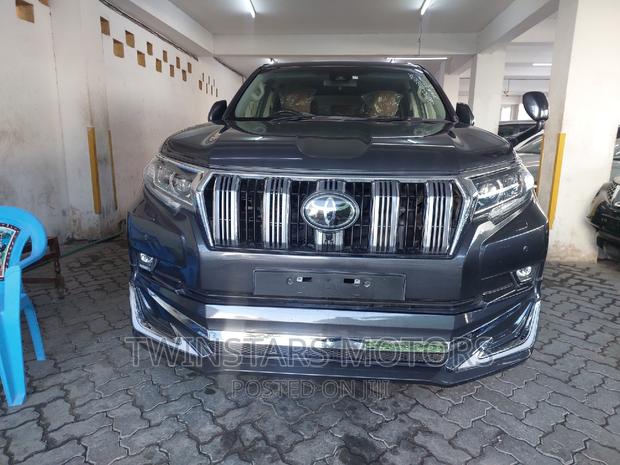 2018 Gray Toyota Land Cruiser Prado 2.8 - Top-Quality Used