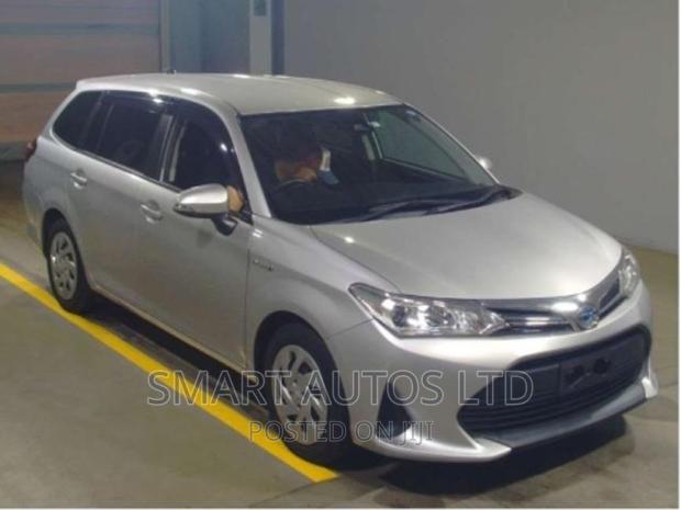 Pre-owned 2018 Toyota Corolla Fielder - Silver