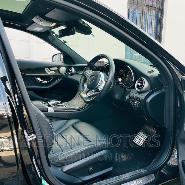 Mercedes-Benz C200 2017 in Matt Black - Stylish and Sophisticated Ride