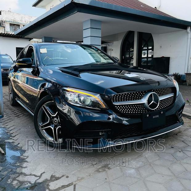 Mercedes-Benz C200 2017 in Matt Black - Stylish and Sophisticated Ride