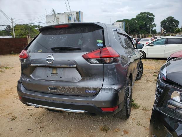 2018 Nissan X-Trail 2.0 Petrol AWD Gray - Certified Pre-Owned