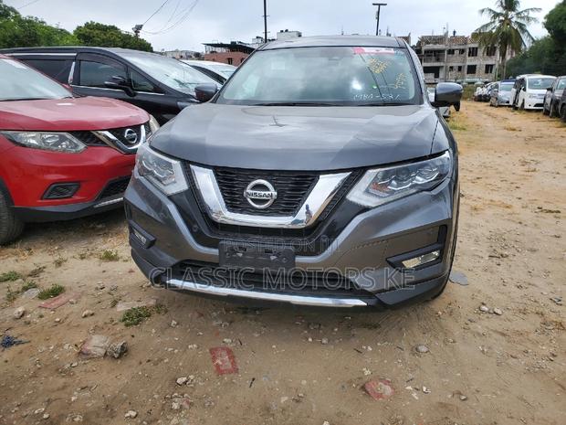 2018 Nissan X-Trail 2.0 Petrol AWD Gray - Certified Pre-Owned