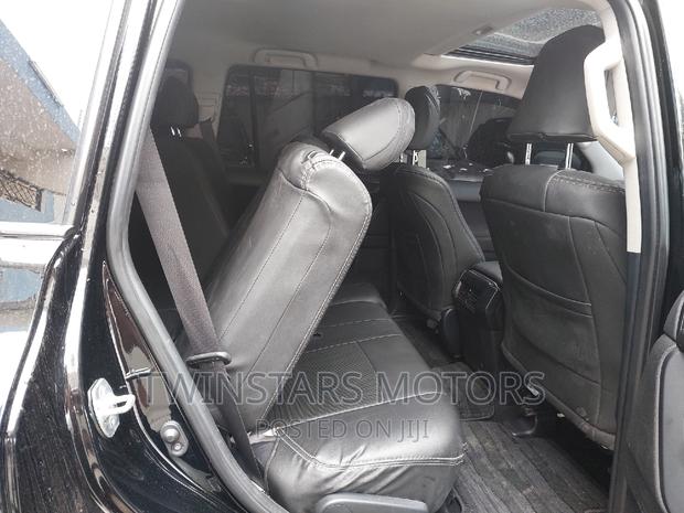 Black 2015 Toyota Land Cruiser Prado 2.7 VVT-i: Luxury Off-Roading