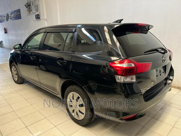Pre-Owned 2017 Toyota Corolla Fielder in Gray - Affordable SUV Deals