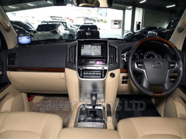 Gray 2016 Toyota Land Cruiser - Used SUV with Off-Roading Features