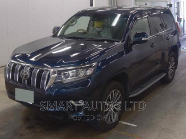 New 2019 Toyota Land Cruiser Prado Blue: Style & Performance