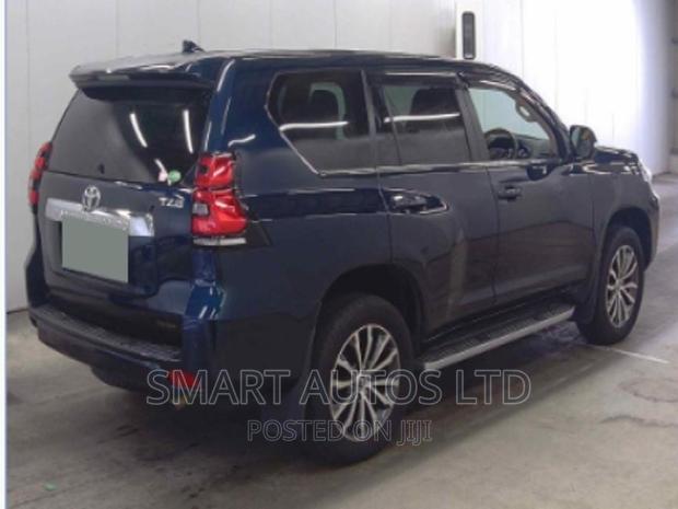 New 2019 Toyota Land Cruiser Prado Blue: Style & Performance