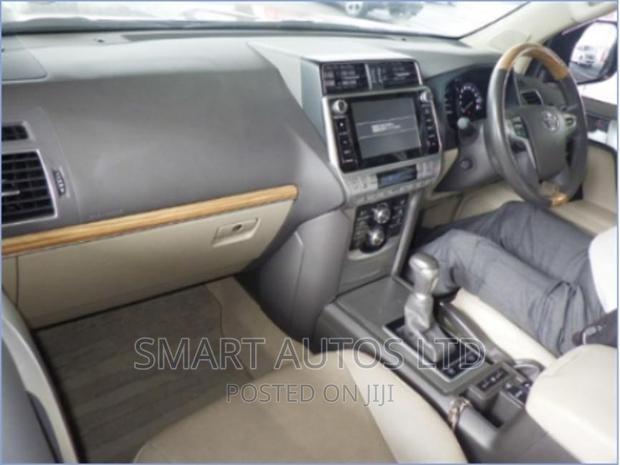 New 2019 Toyota Land Cruiser Prado Blue: Style & Performance
