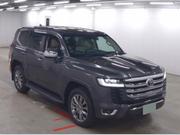 2022 Toyota Land Cruiser Gray: The Perfect Blend of Strength and Sophistication for sale