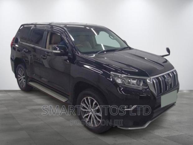 2018 Toyota Land Cruiser Prado Black - Stylish Off-Road Adventure