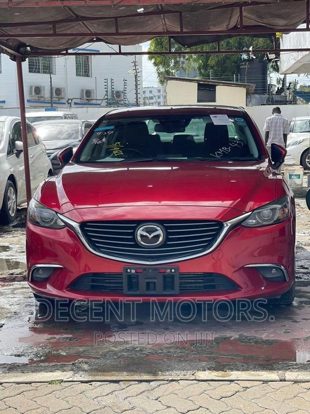 Red Mazda Atenza 2017 - Modern Sedan with Exceptional Performance