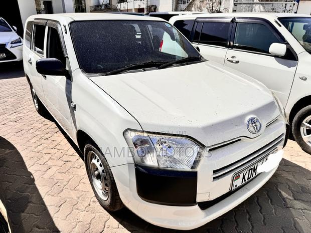 White 2016 Toyota Probox 1.5 F 2WD - Perfect for Daily Commute