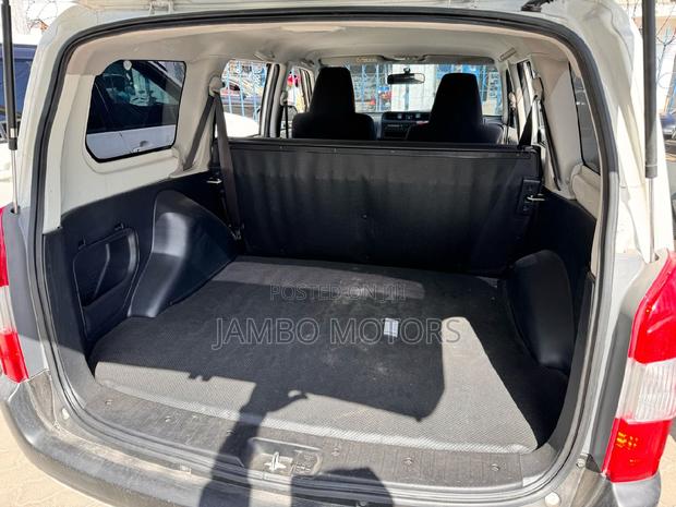 White 2016 Toyota Probox 1.5 F 2WD - Perfect for Daily Commute