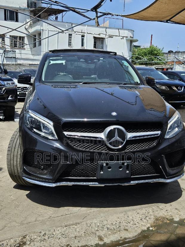 GLE 350d 4MATIC 2018 - Mercedes-Benz GLE-Class in Matt Black