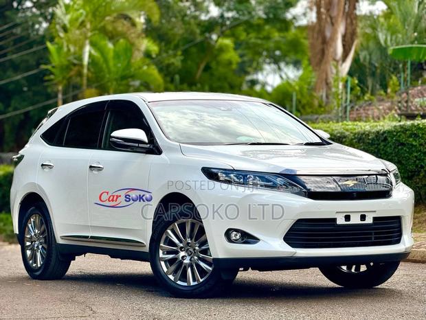 Toyota Harrier 2.0 2016 Pearl