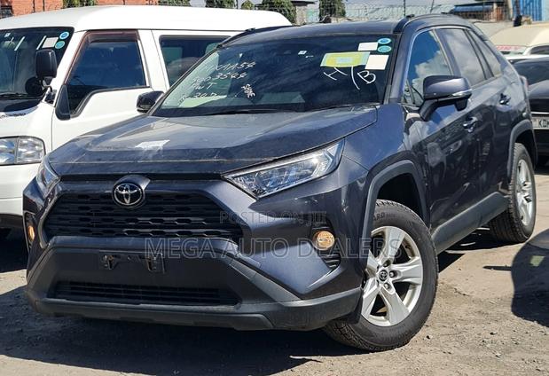 Toyota RAV4 Limited AWD 2020 Gray