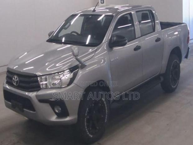 2018 Toyota Hilux Silver - Adventure-Ready and Efficient Pickup