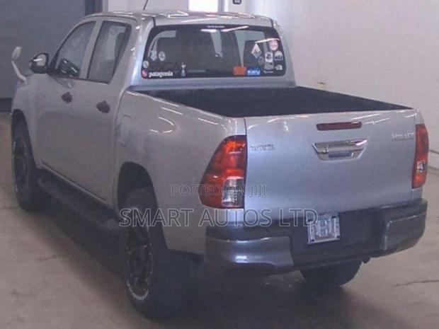 2018 Toyota Hilux Silver - Adventure-Ready and Efficient Pickup