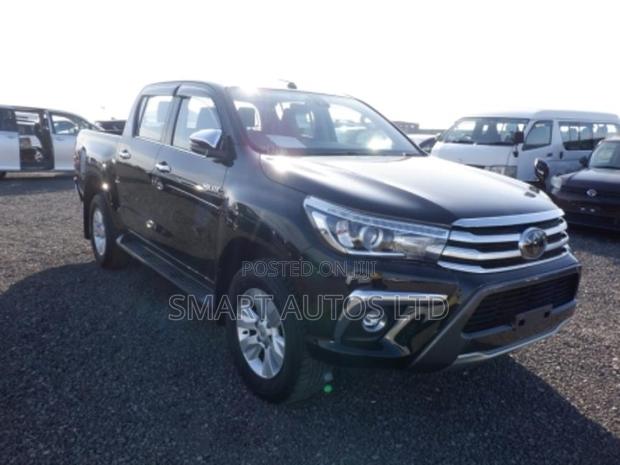 New 2018 Toyota Hilux Black: Luxury Pickup Truck with Advanced Features