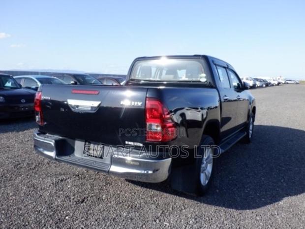 New 2018 Toyota Hilux Black: Luxury Pickup Truck with Advanced Features
