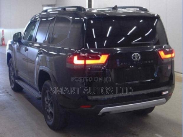 2023 Toyota Land Cruiser Black Edition: Unmatched Capability